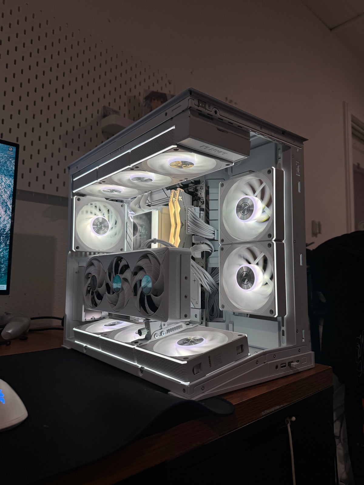 RTX 5070Ti | Ryzen 7 9800X3D