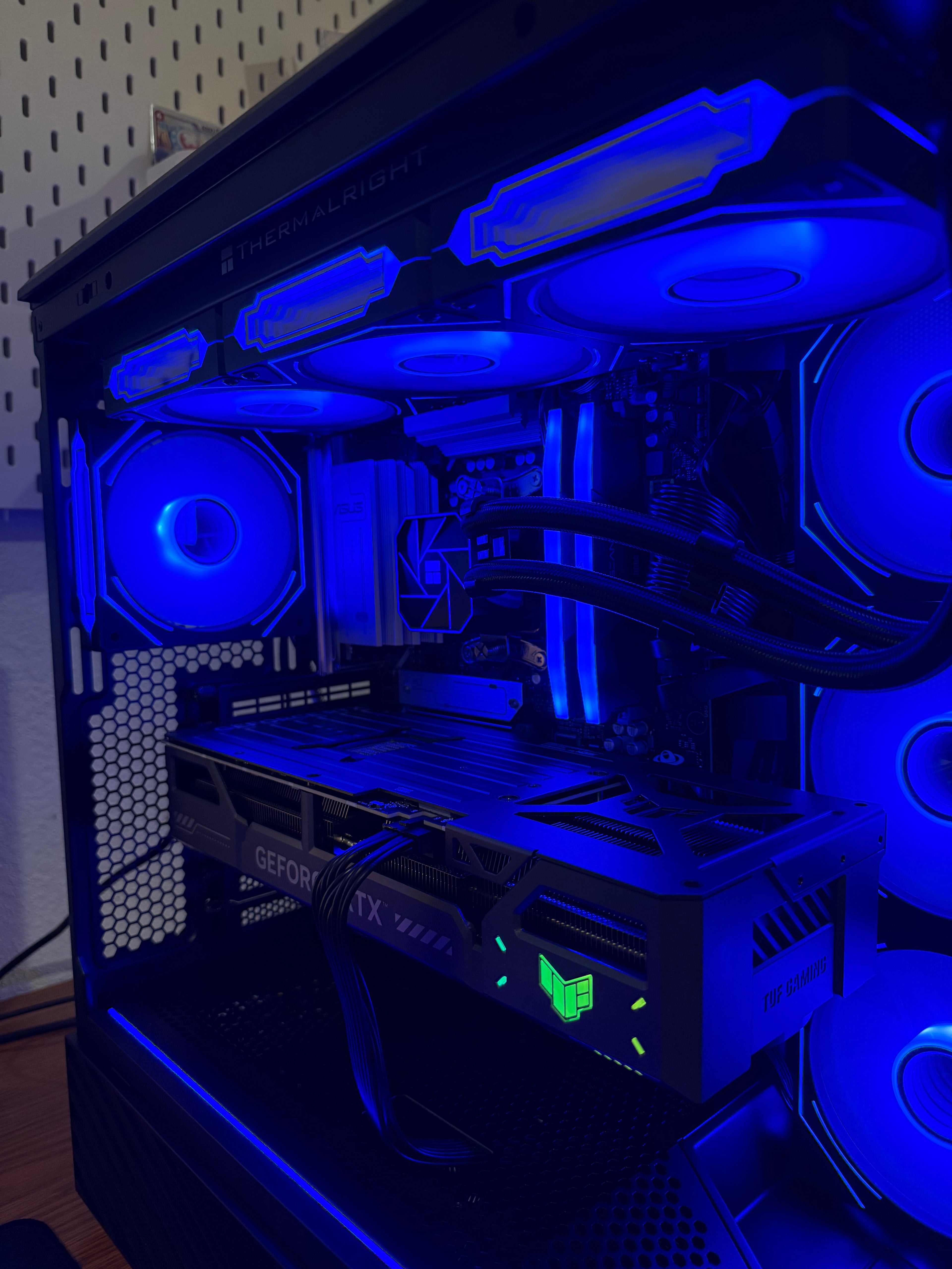RTX 5070 | Ryzen 7 7800X3D Gaming PC