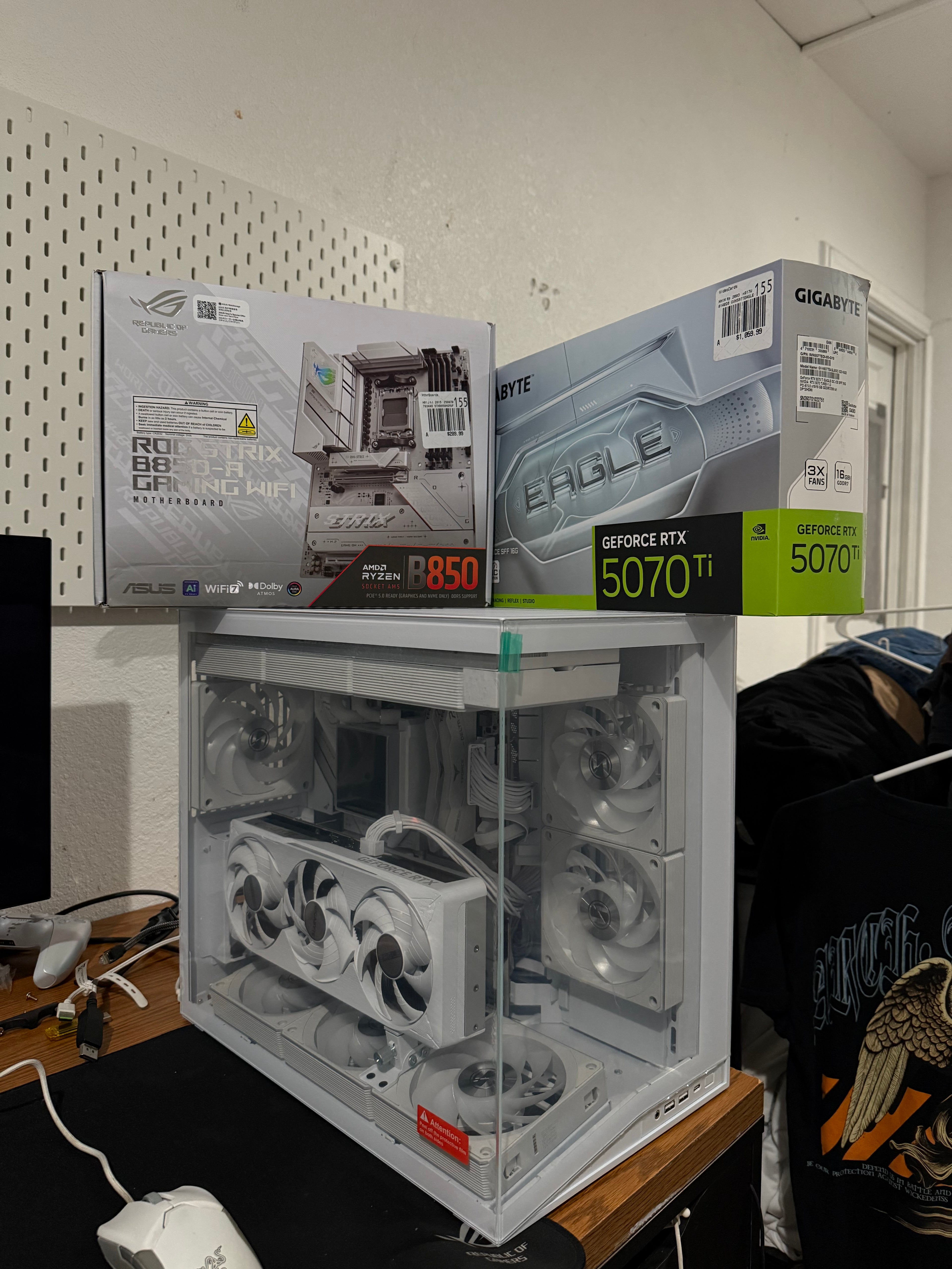 RTX 5070Ti | Ryzen 7 9800X3D