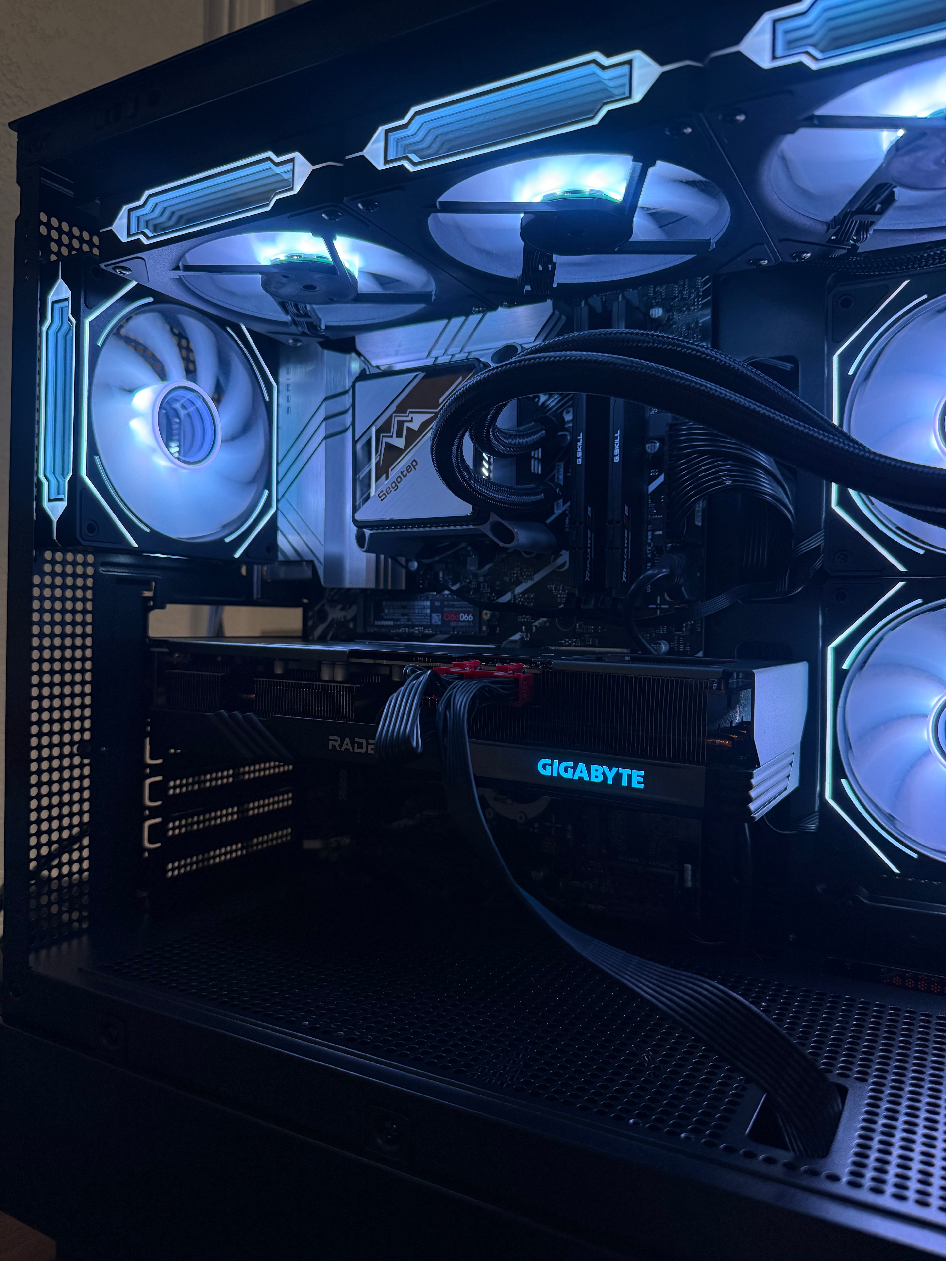 RX 7600XT Gaming PC | i9-12900K | 32GB DDR5 | 1TB SSD