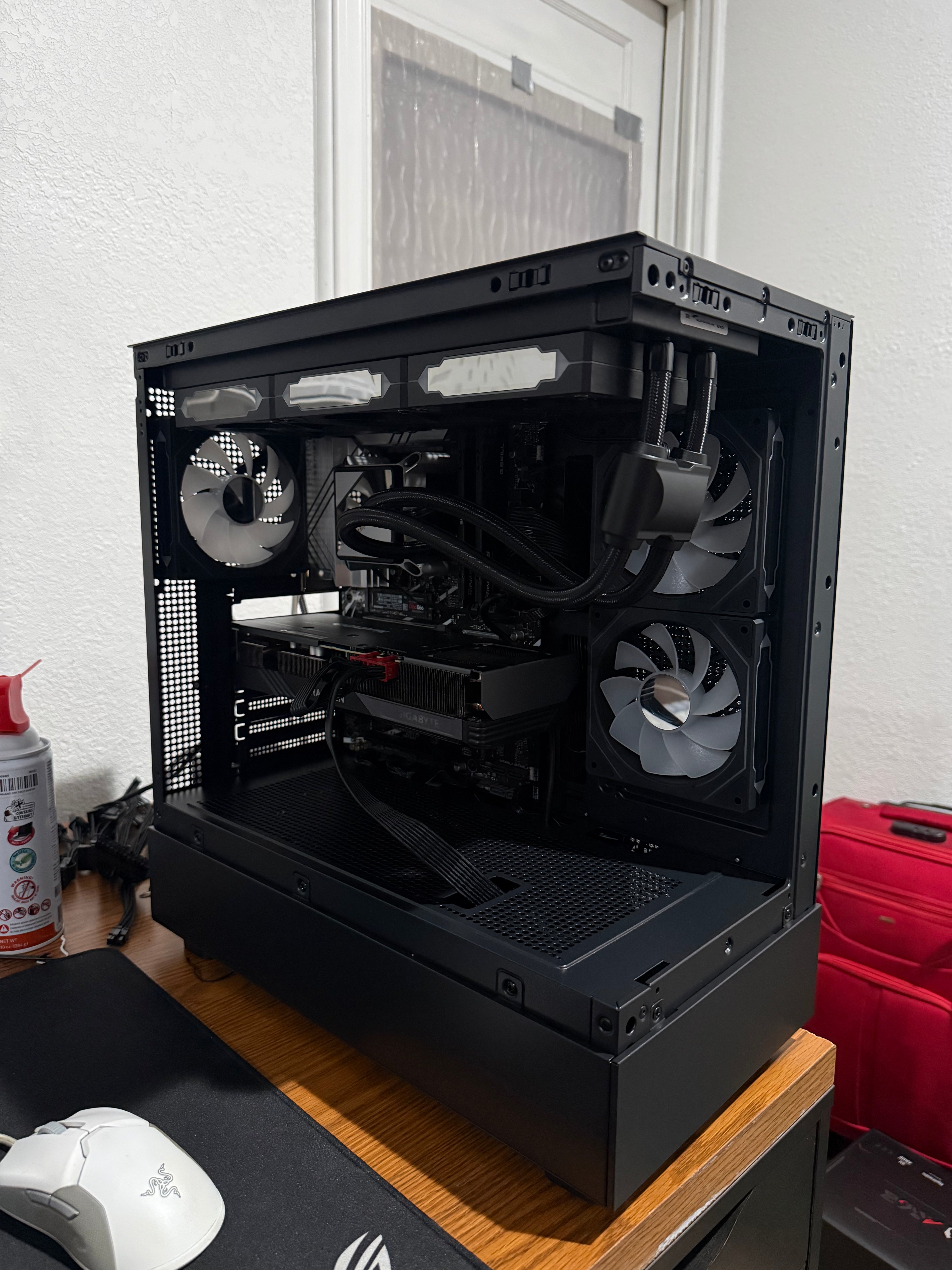 RX 7600XT Gaming PC | i9-12900K | 32GB DDR5 | 1TB SSD